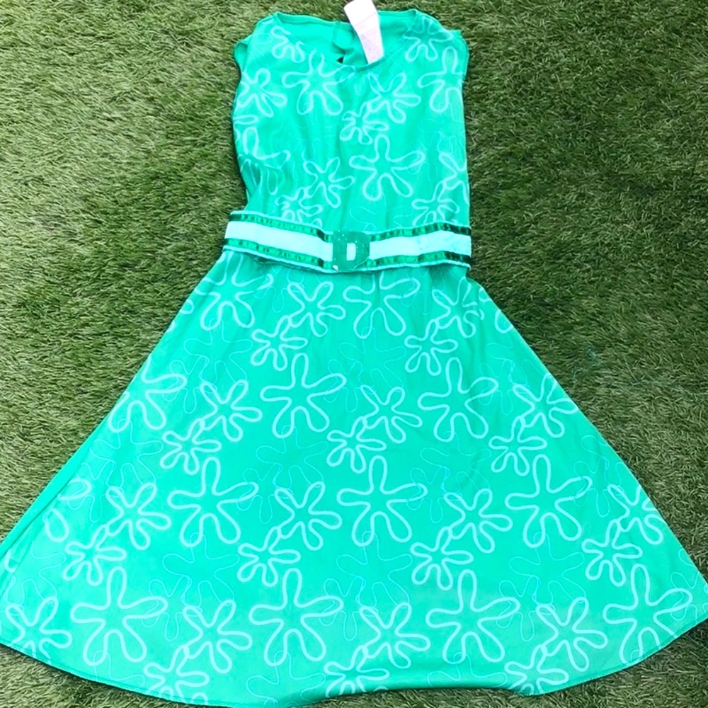 Girls costume